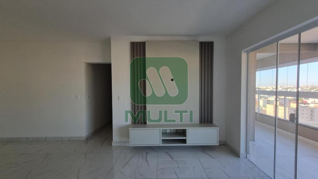 Apartamento à venda com 3 quartos, 112m² - Foto 4