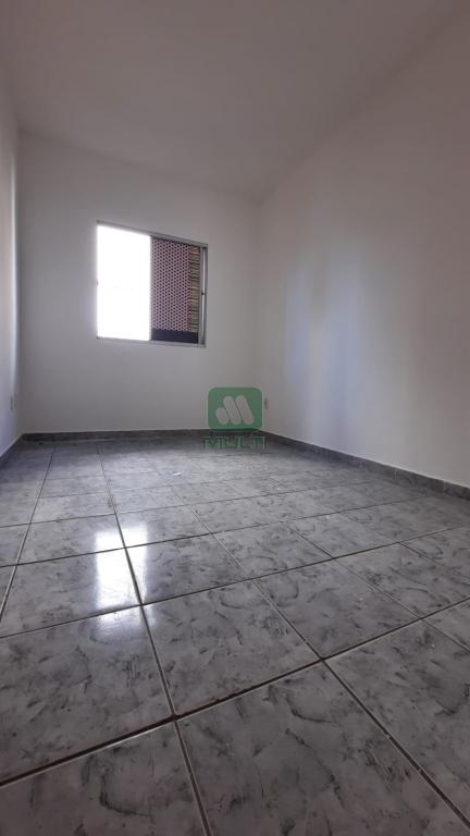 Apartamento à venda com 3 quartos, 77m² - Foto 8