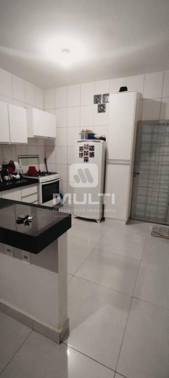 Casa à venda com 3 quartos, 120m² - Foto 6