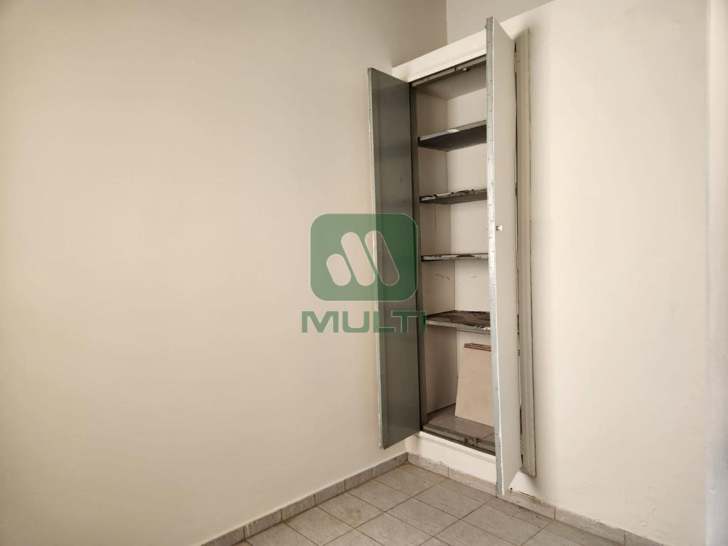 Apartamento à venda com 3 quartos, 148m² - Foto 7