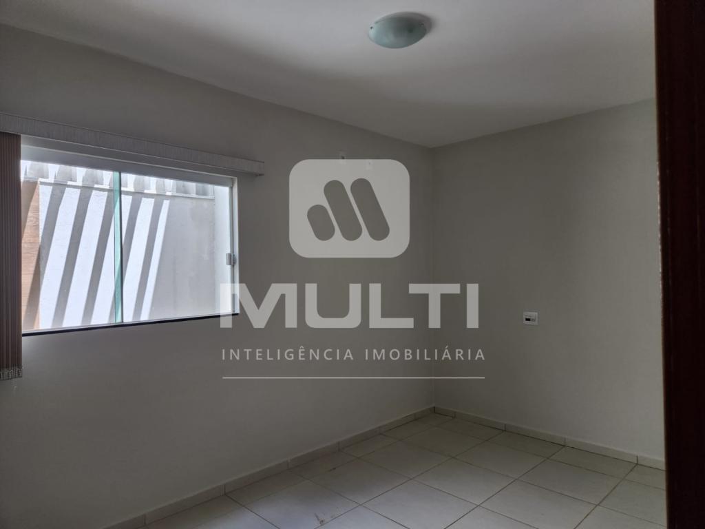 Casa à venda com 4 quartos, 200m² - Foto 13