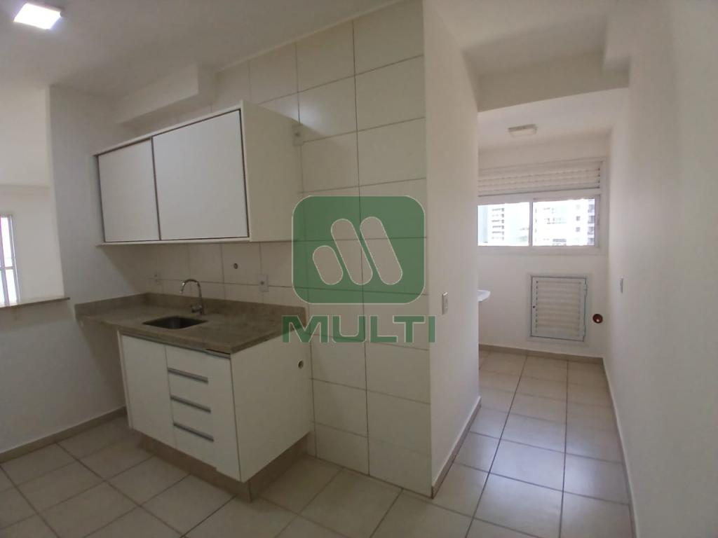 Apartamento à venda com 3 quartos, 110m² - Foto 7