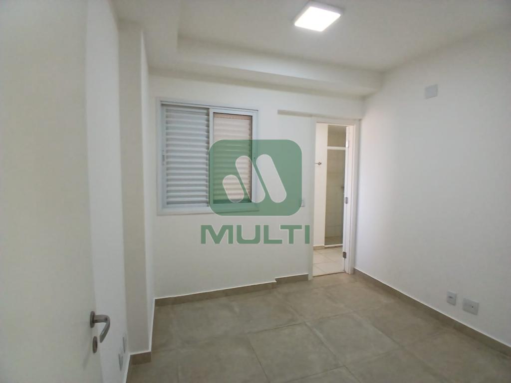 Apartamento à venda com 3 quartos, 110m² - Foto 18