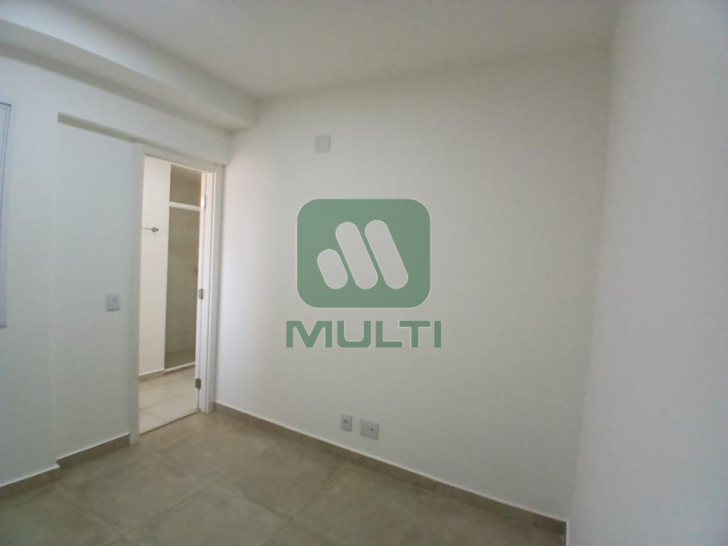 Apartamento à venda com 3 quartos, 110m² - Foto 19