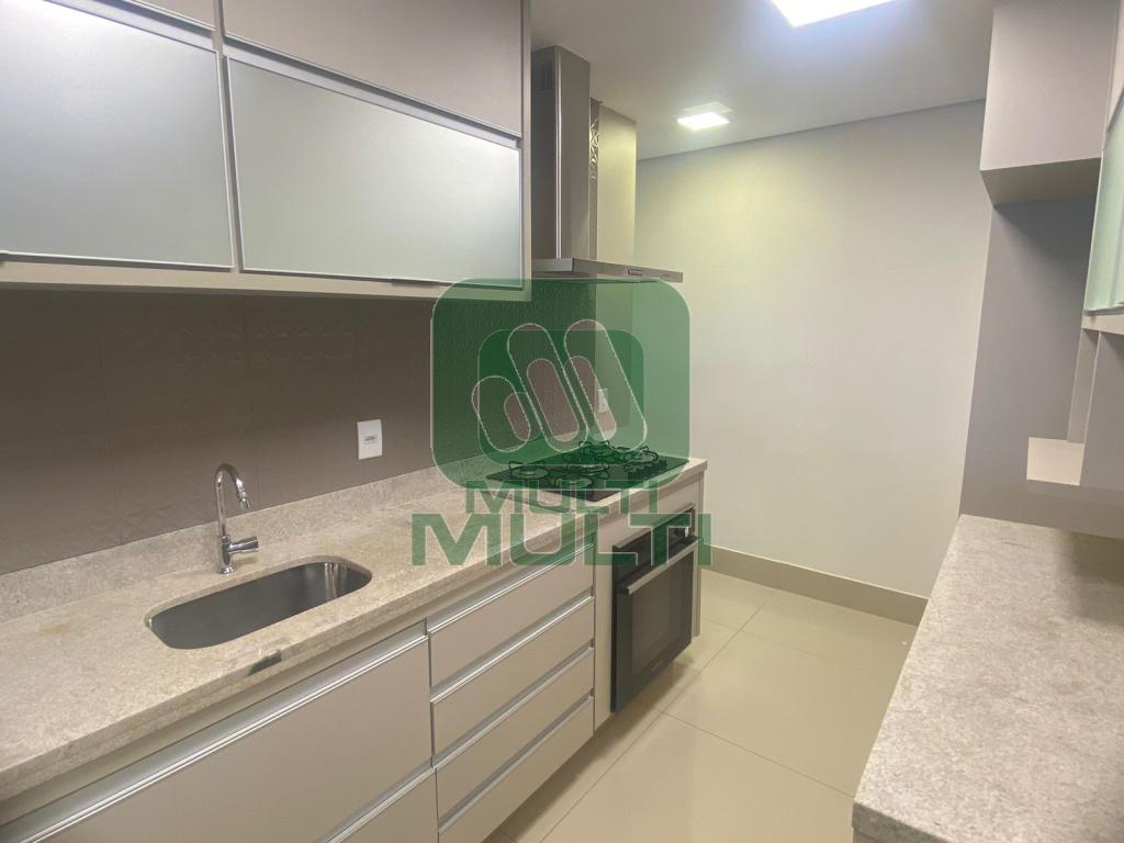 Apartamento à venda com 3 quartos, 109m² - Foto 7