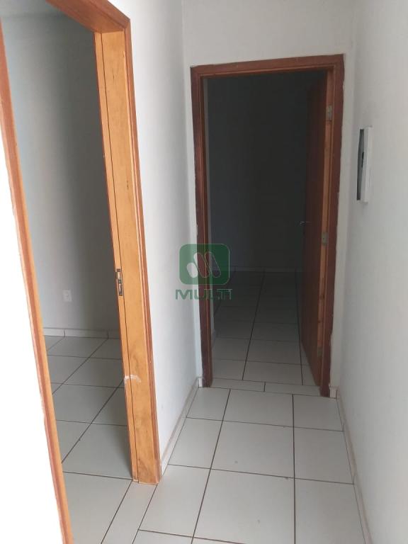 Casa à venda com 3 quartos, 101m² - Foto 4