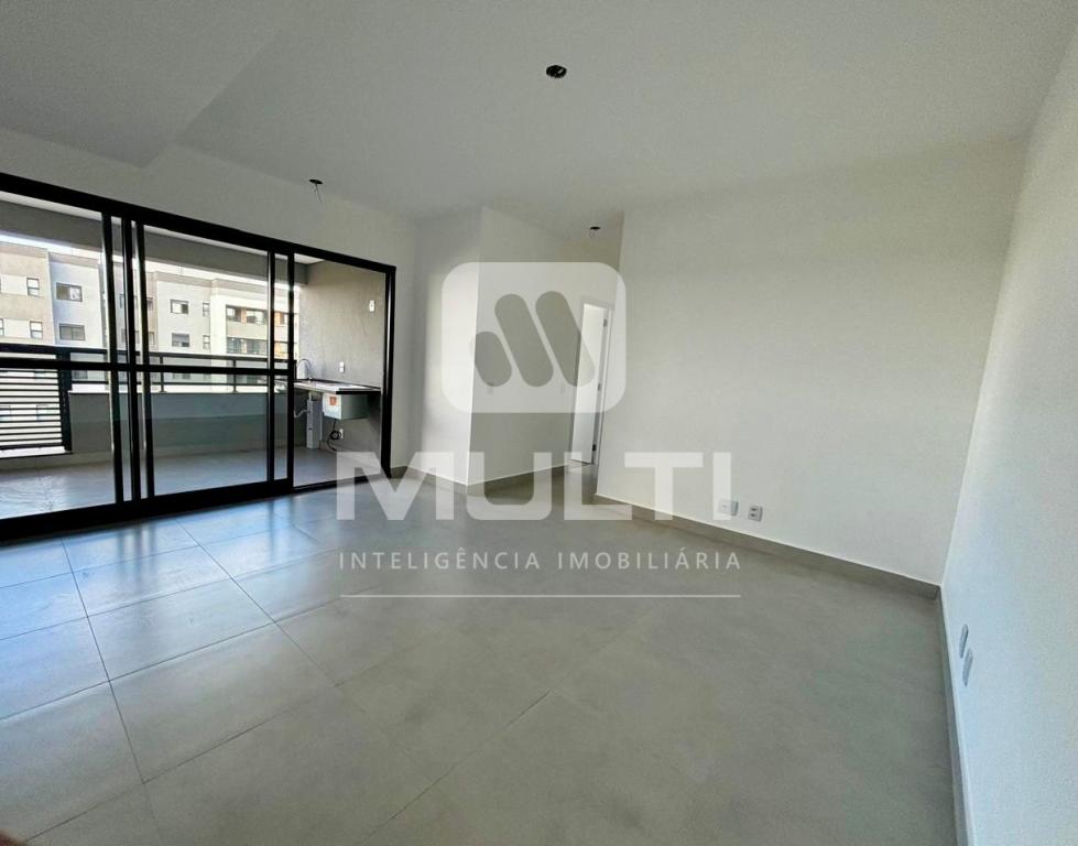 Apartamento à venda com 2 quartos, 68m² - Foto 1