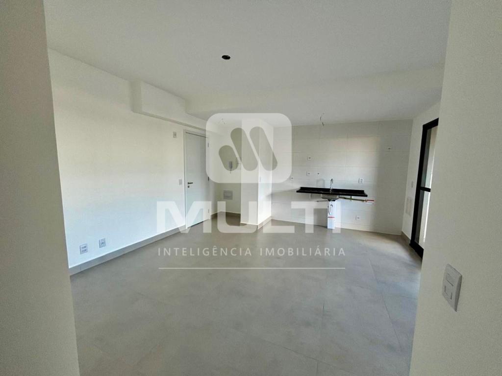 Apartamento à venda com 2 quartos, 68m² - Foto 4