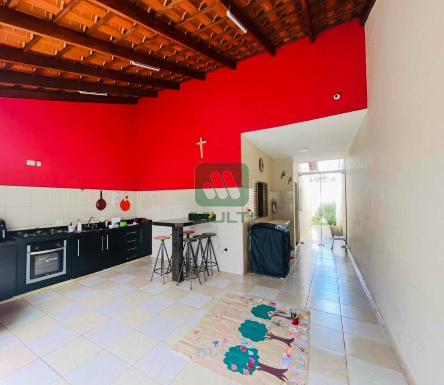 Casa à venda com 3 quartos, 165m² - Foto 15