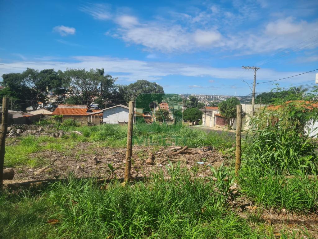 Loteamento e Condomínio à venda com 1 quarto, 1428m² - Foto 2