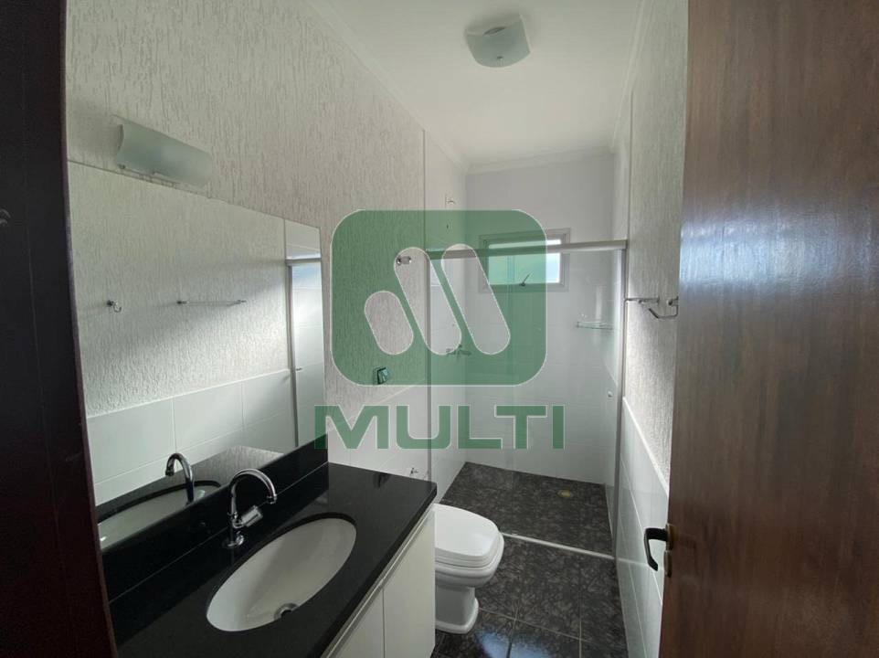 Apartamento à venda com 2 quartos, 64m² - Foto 8