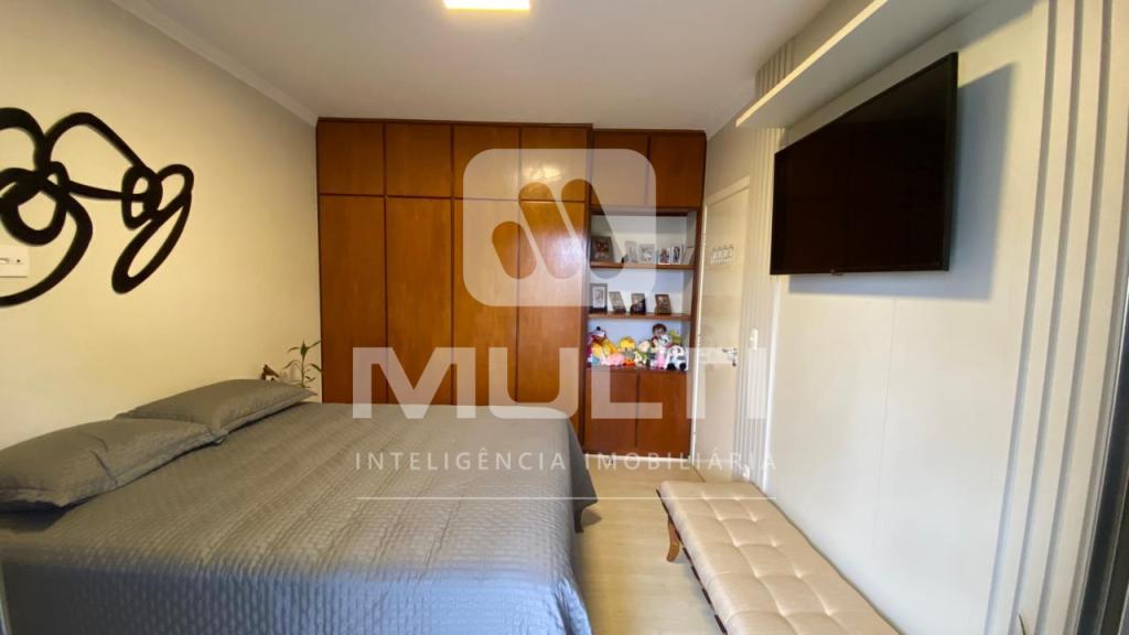 Apartamento à venda com 4 quartos, 250m² - Foto 18