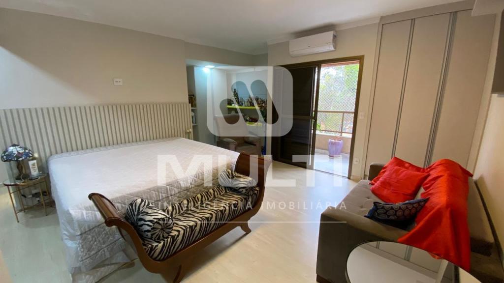 Apartamento à venda com 4 quartos, 250m² - Foto 22