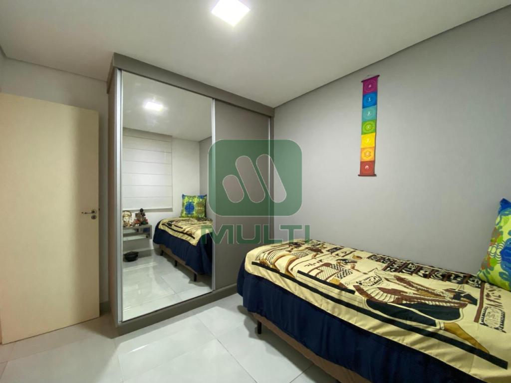 Apartamento à venda com 2 quartos, 55m² - Foto 17