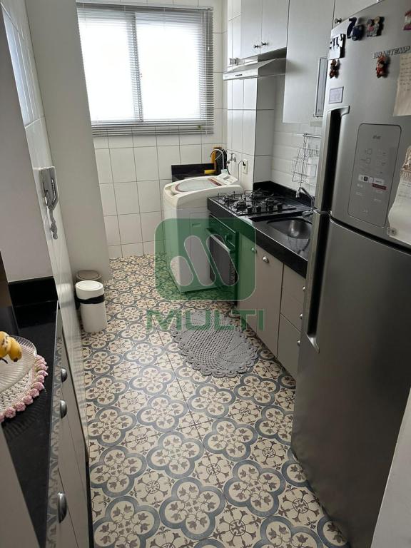 Apartamento à venda com 2 quartos, 54m² - Foto 2