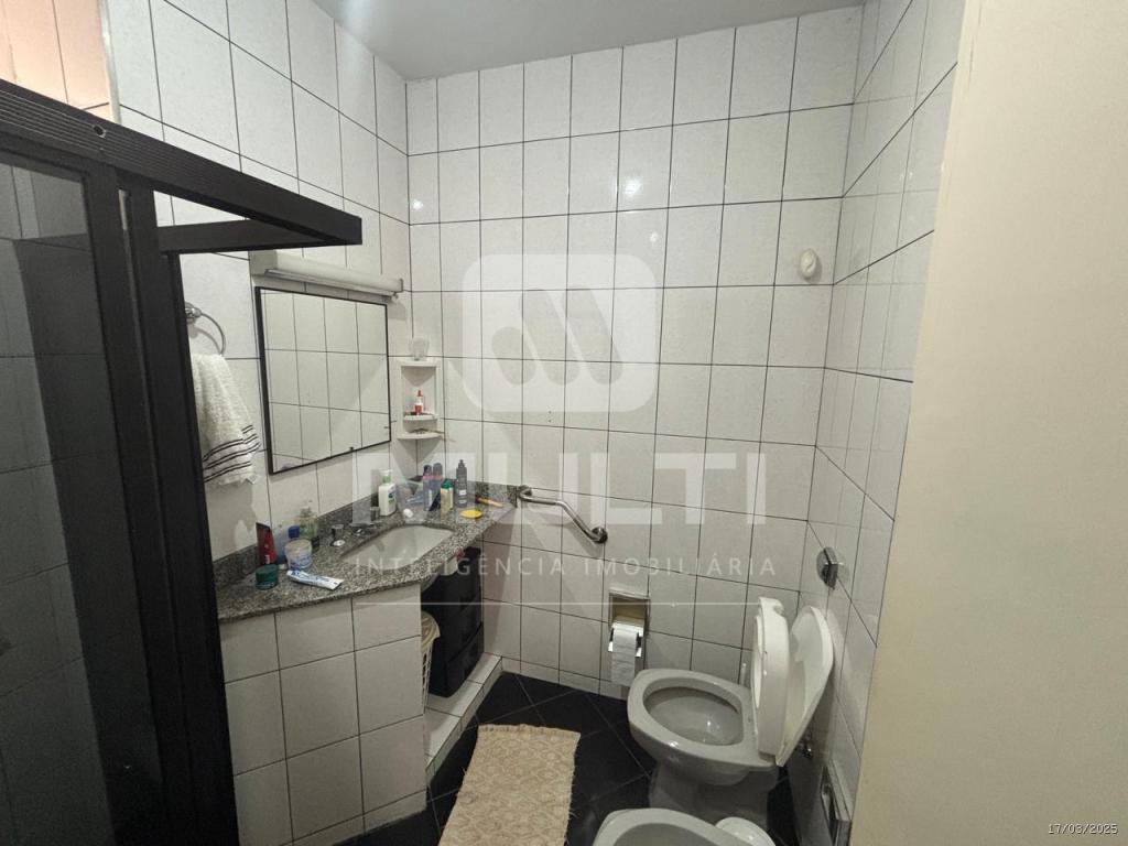 Casa à venda com 4 quartos, 268m² - Foto 5
