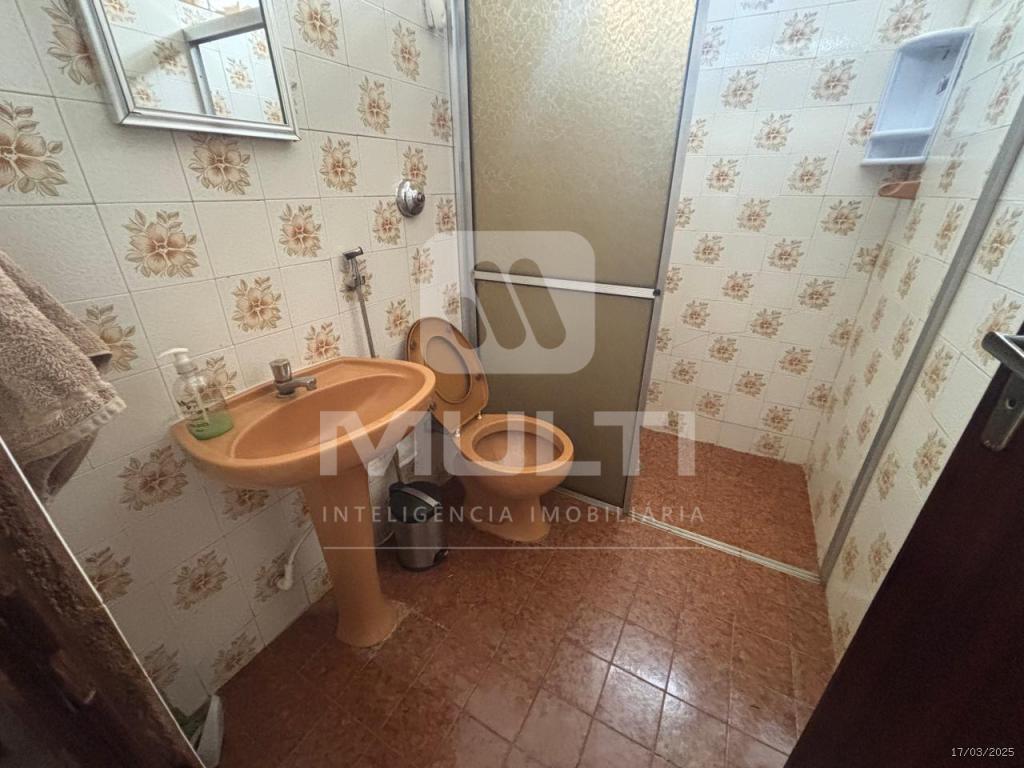 Casa à venda com 4 quartos, 268m² - Foto 18