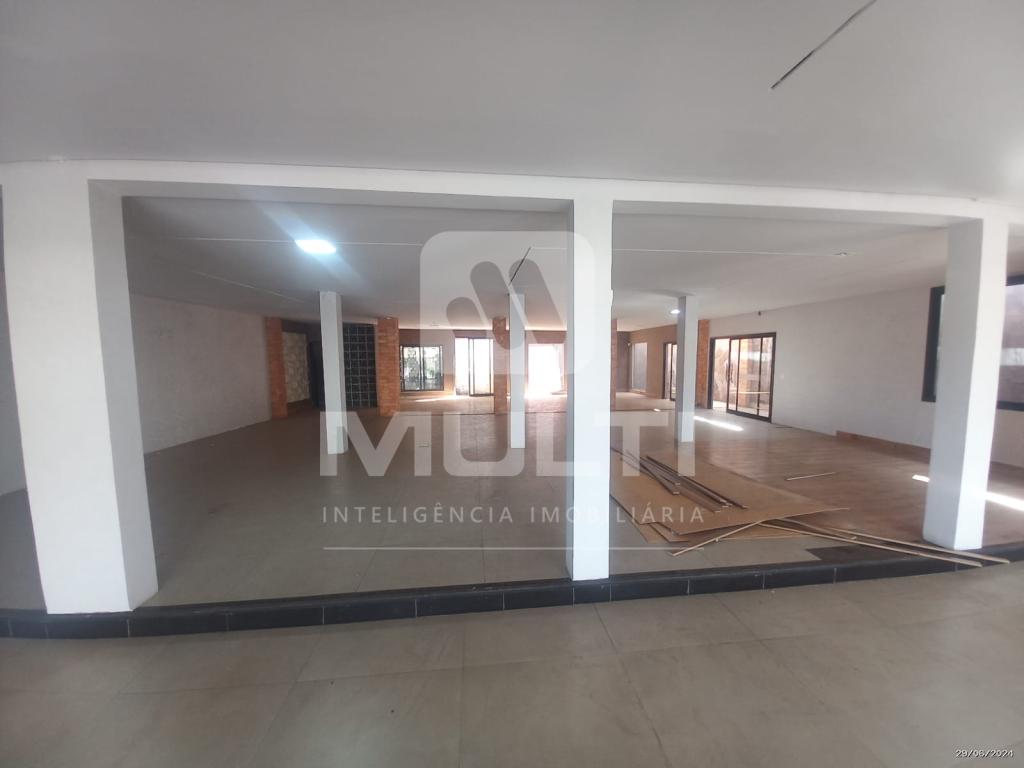 Loja-Salão à venda com 1 quarto, 300m² - Foto 4