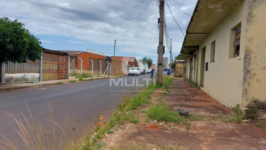 Terreno à venda com 1 quarto, 1m² - Foto 2