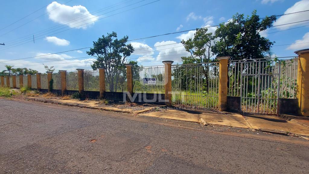 Chácara à venda com 1 quarto, 1m² - Foto 1